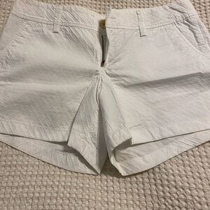 Lilly Pulitzer High Waist White Shorts with Textured Fabric
